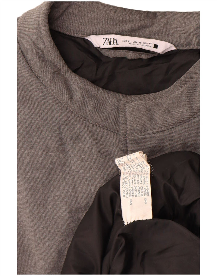 Colete acolchoado masculino Zara UK 42 XL cinza poliéster