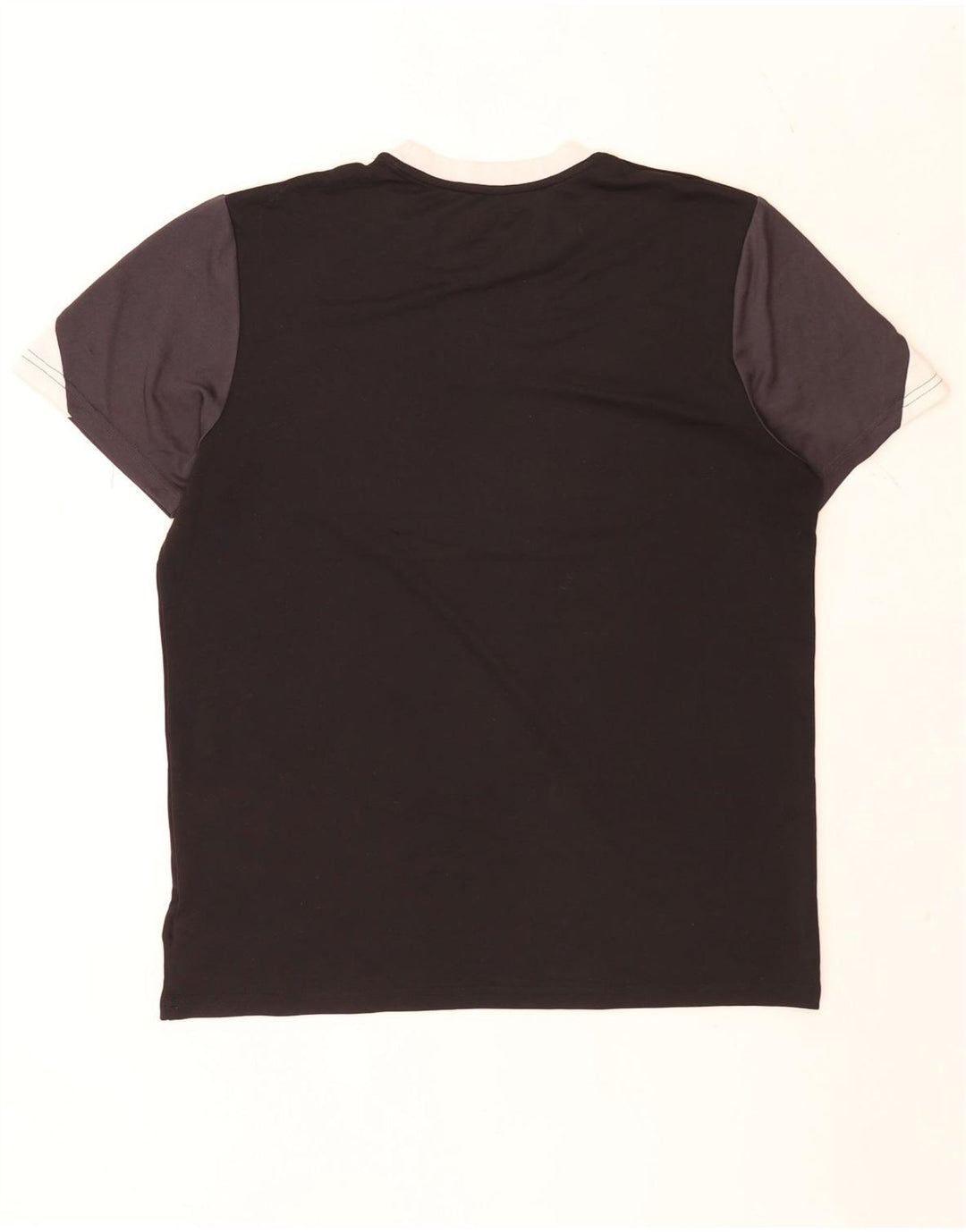 Camiseta masculina Umbro grande poliéster colorblock preto grande