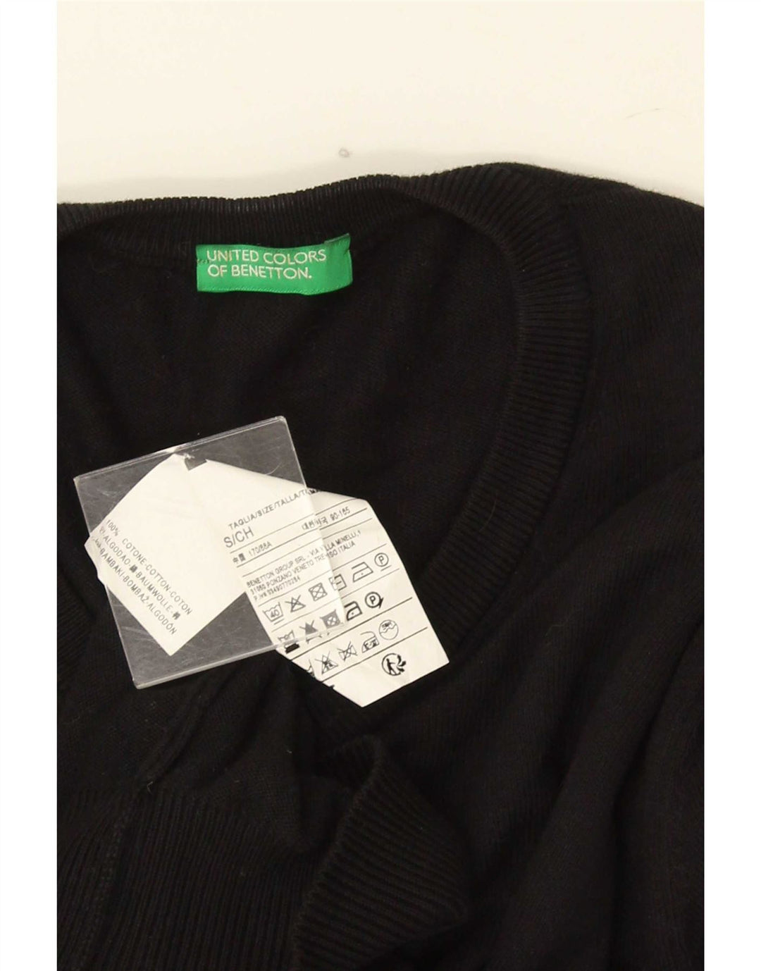 Suéter masculino Benetton com decote em V pequeno algodão preto