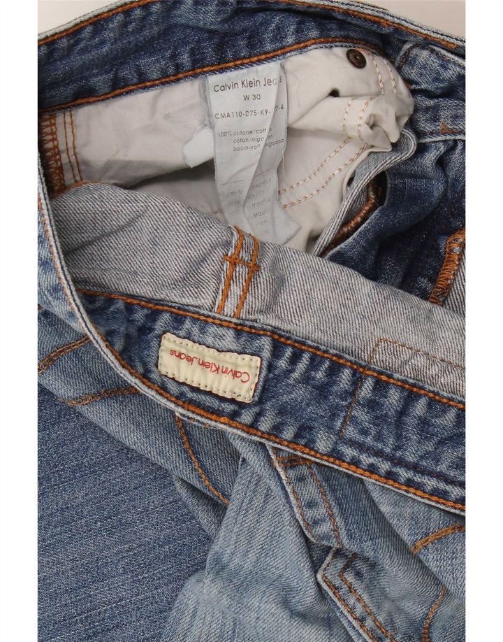 Calvin Klein Jeans feminino cortado desgastado W30 L26 algodão azul