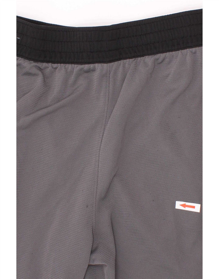 Shorts esportivos gráficos Nike Boys Dri Fit 12-13 anos grandes cinza poliéster