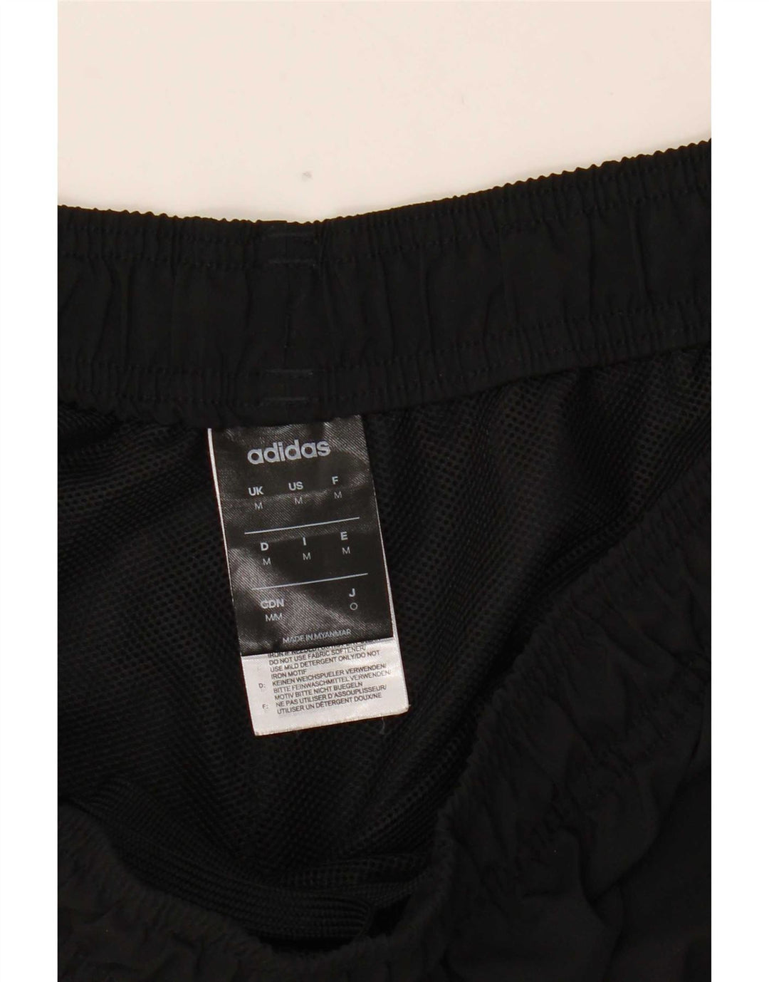 Shorts esportivos masculinos Adidas médio preto poliéster