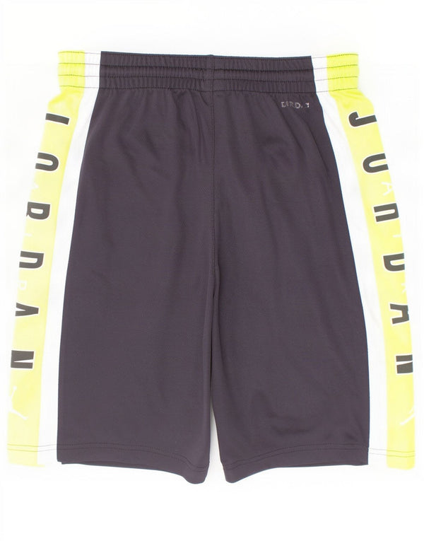 Shorts esportivos Jordan Boys Dri Fit 12-13 anos grandes pretos