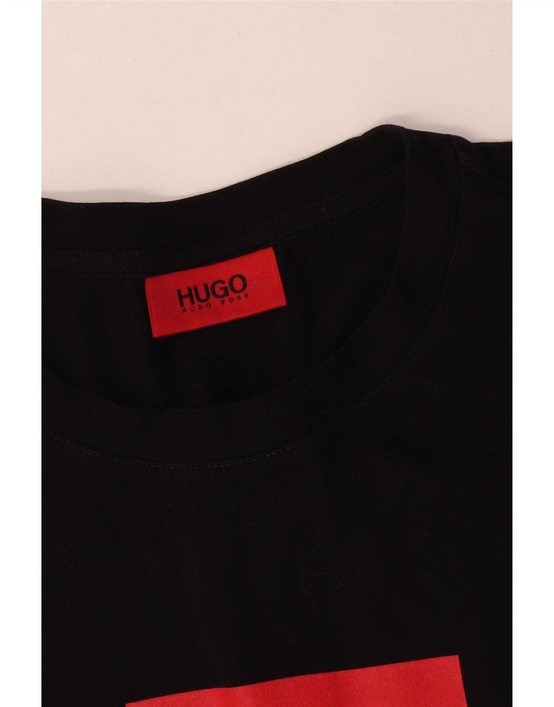Camiseta gráfica masculina Hugo Boss grande bloco colorido preto