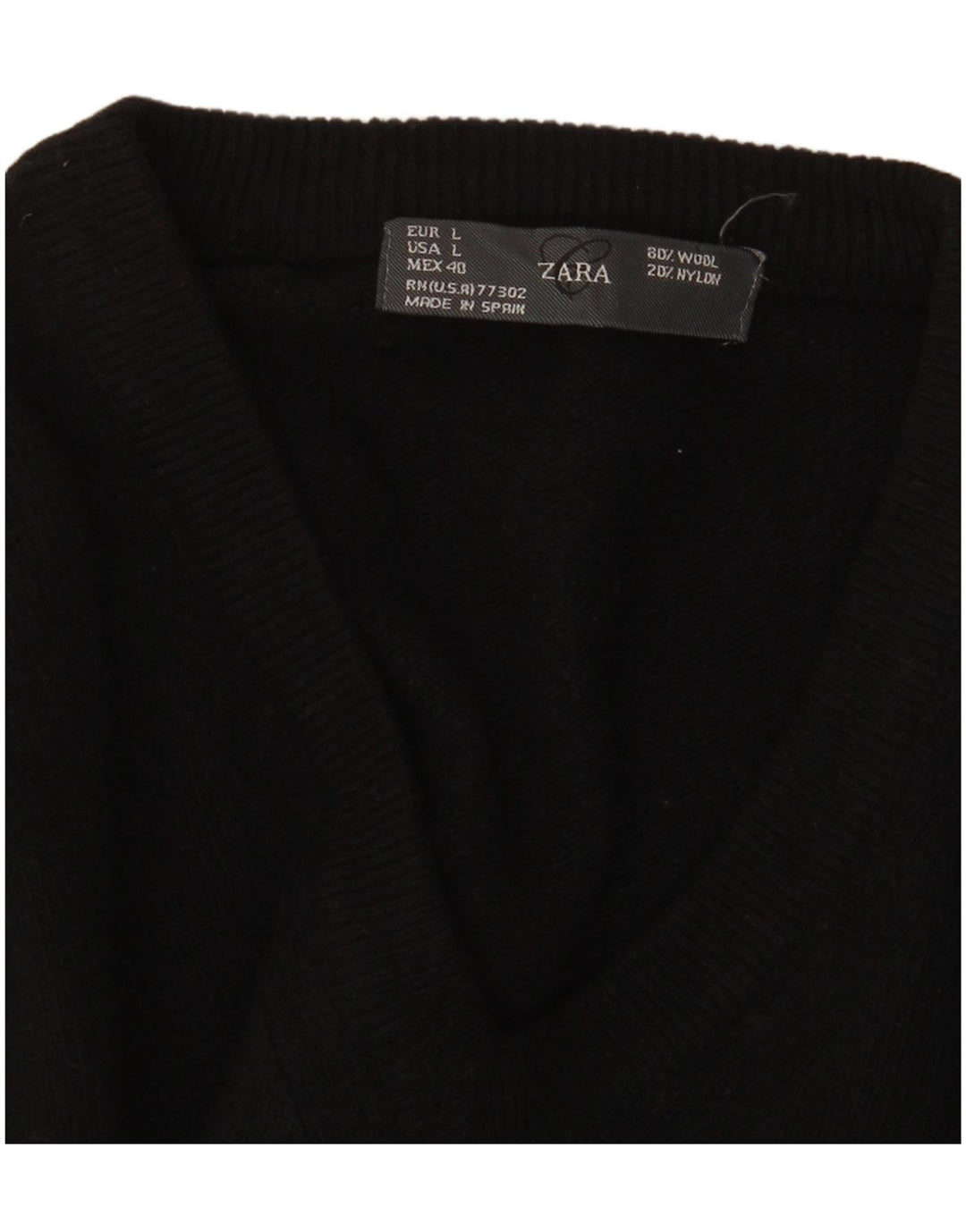 Suéter masculino Zara com decote em V grande lã preta