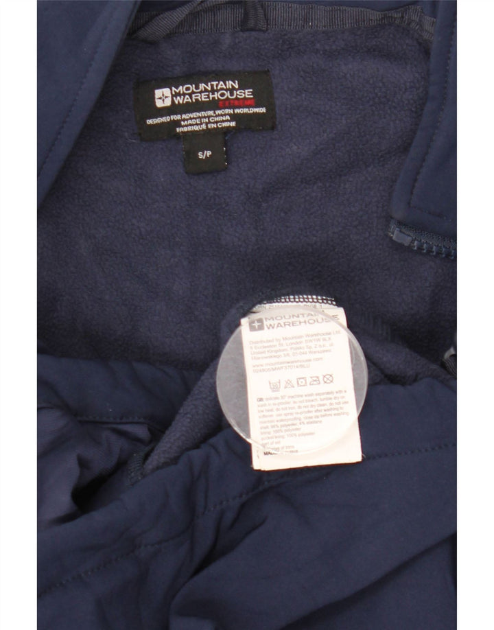 Jaqueta corta-vento masculina do armazém da montanha poliéster pequeno dos azuis marinhos Reino Unido 36