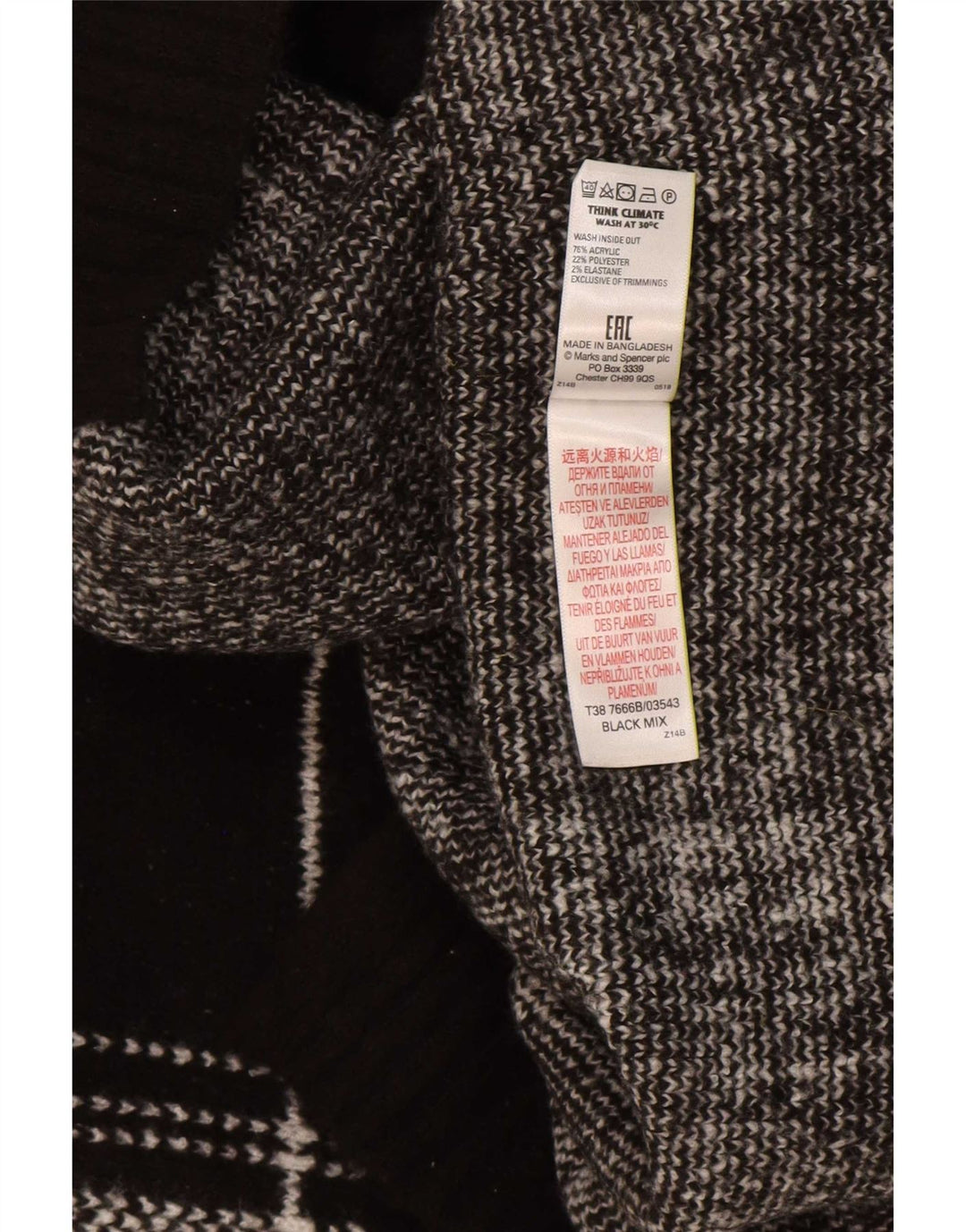 Suéter masculino Marks & Spencer com gola redonda, grande acrílico xadrez preto