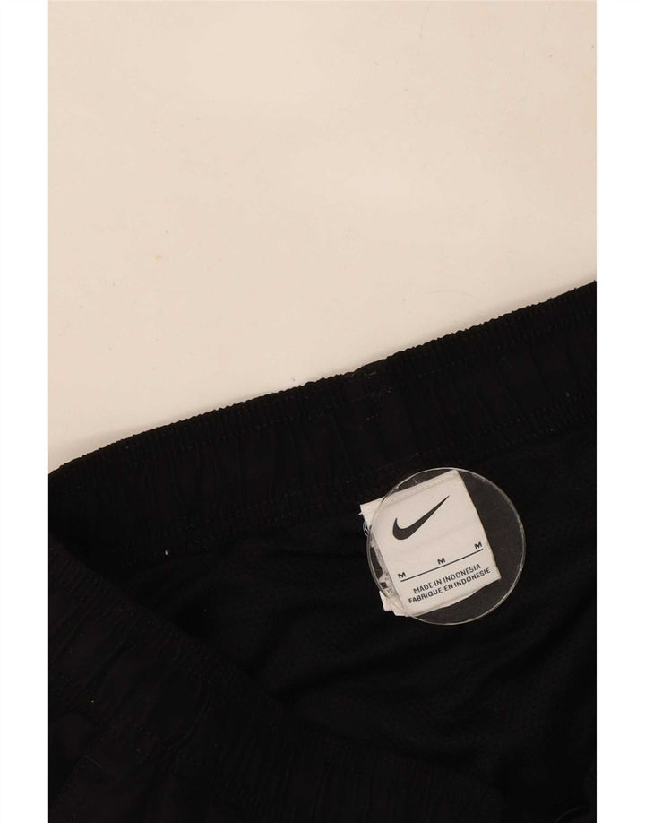 Shorts esportivos masculinos Nike médio preto poliéster