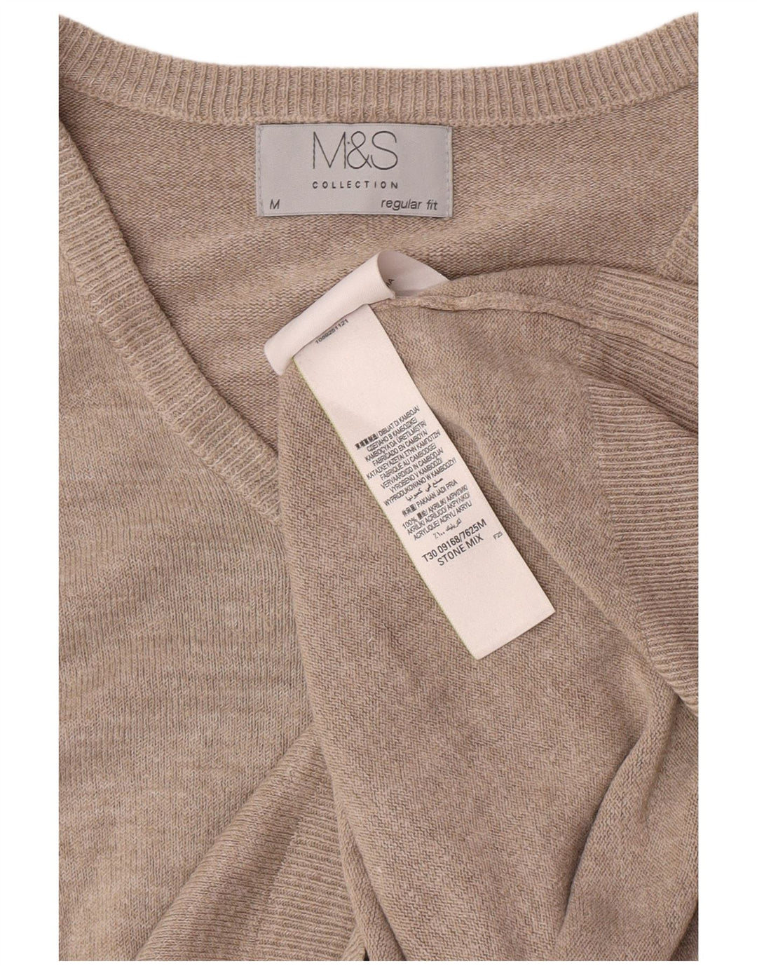 Suéter masculino Marks & Spencer com ajuste regular e decote em V, médio bege salpicado