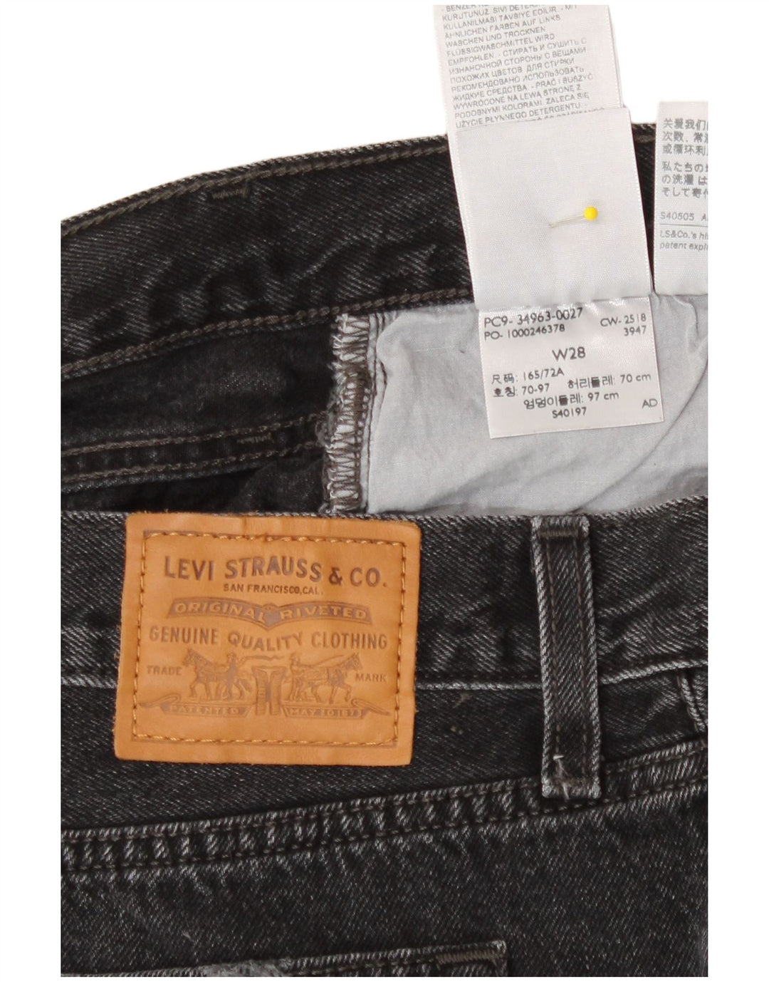 Minissaia feminina jeans desgastada Levi's W28 algodão preto médio