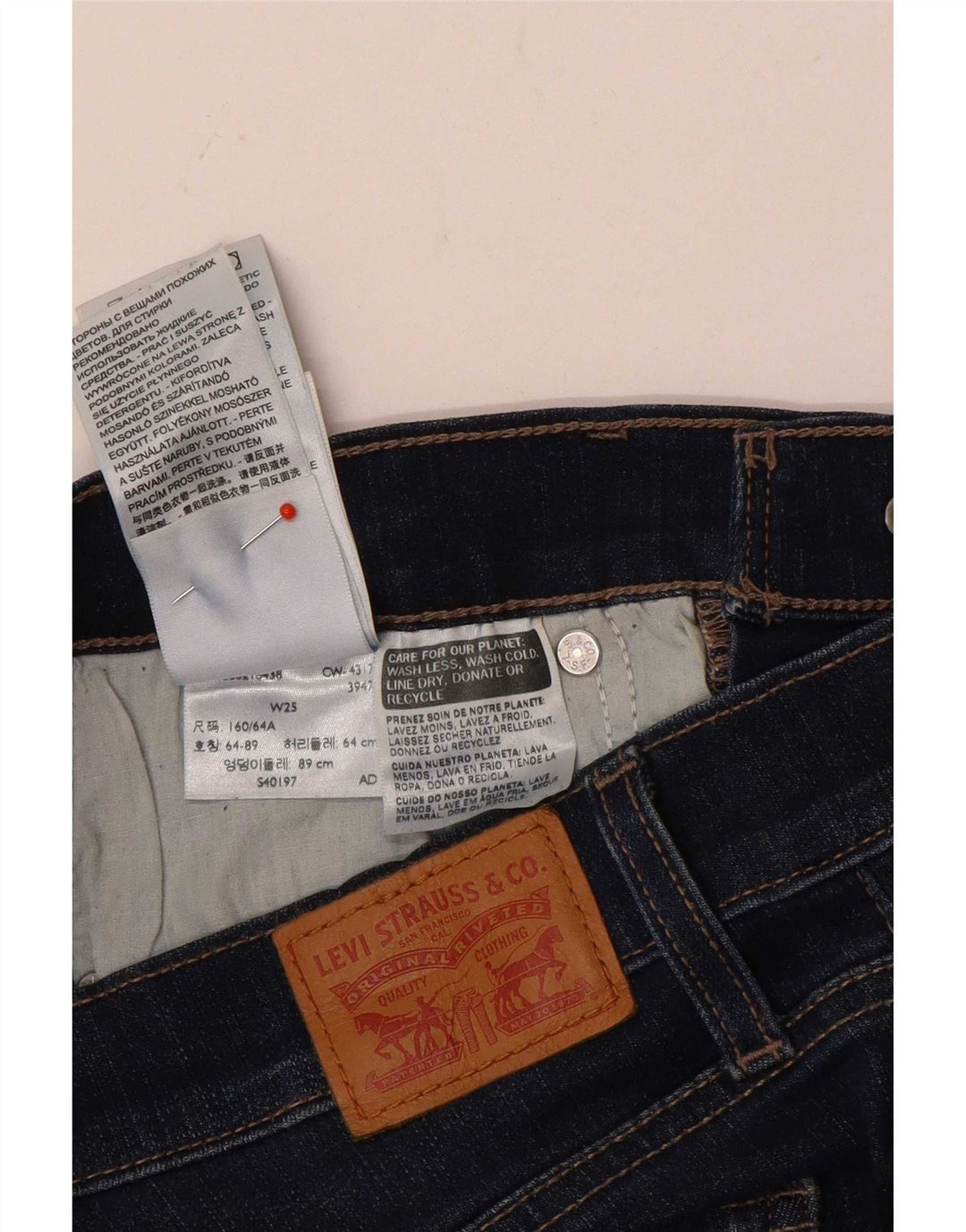Shorts jeans feminino Levi's W25 XS azul marinho algodão