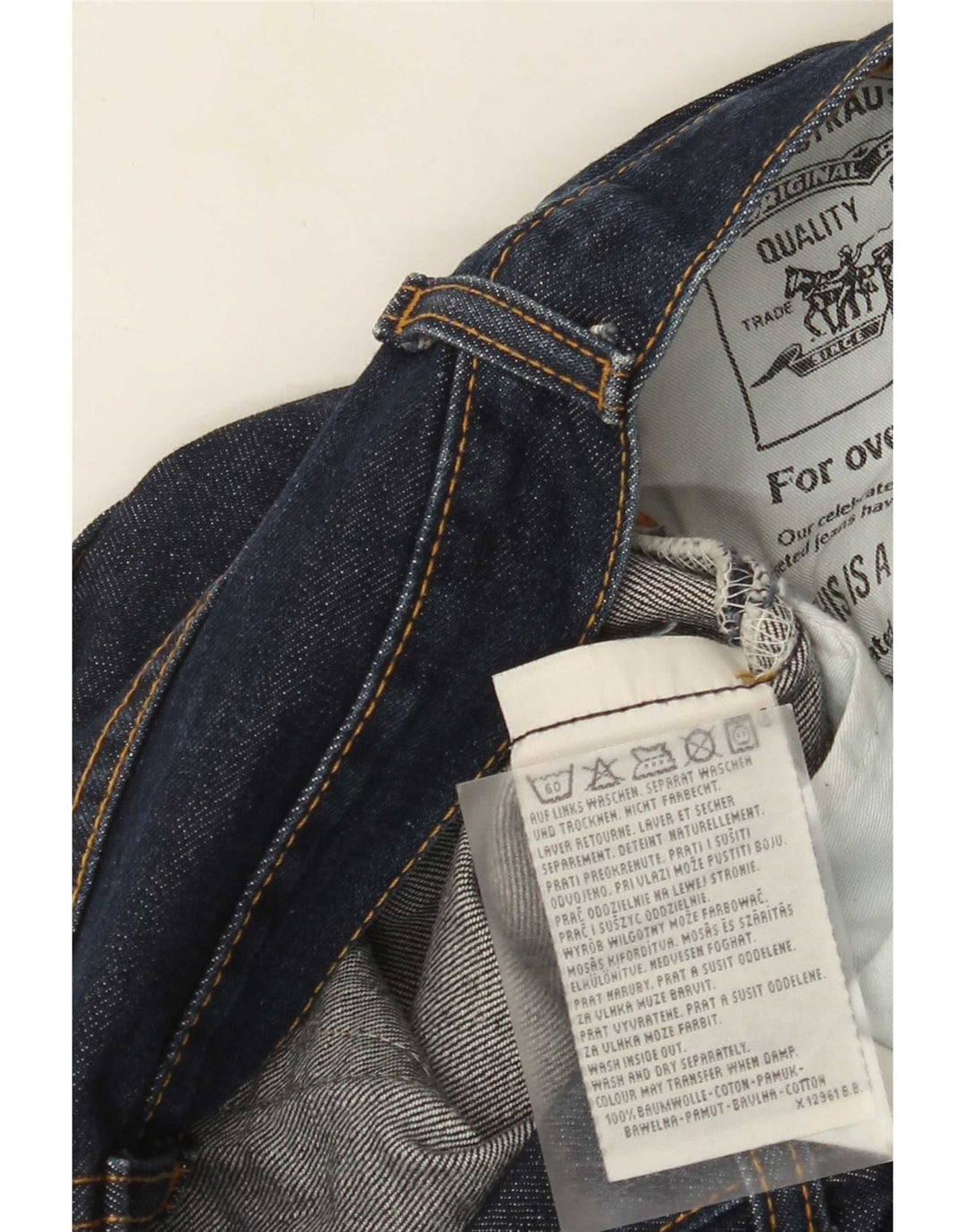 Calça jeans reta feminina Levi's desgastada W29 L34 algodão azul marinho