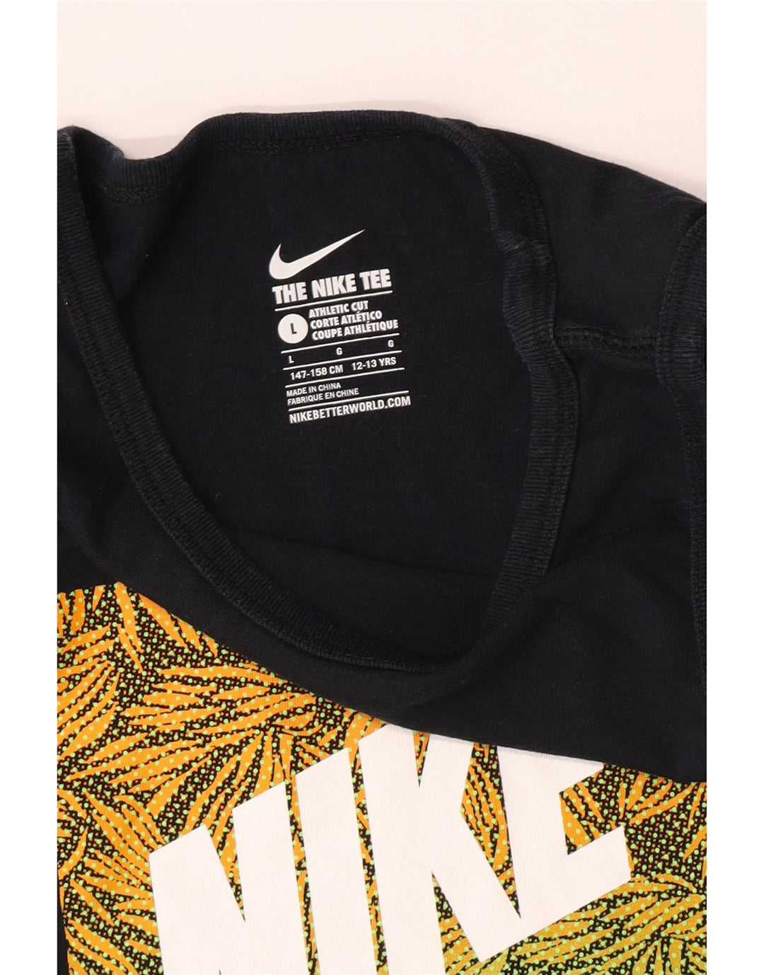 Colete gráfico Nike Boys Athletic Cut Top 12-13 anos grande preto