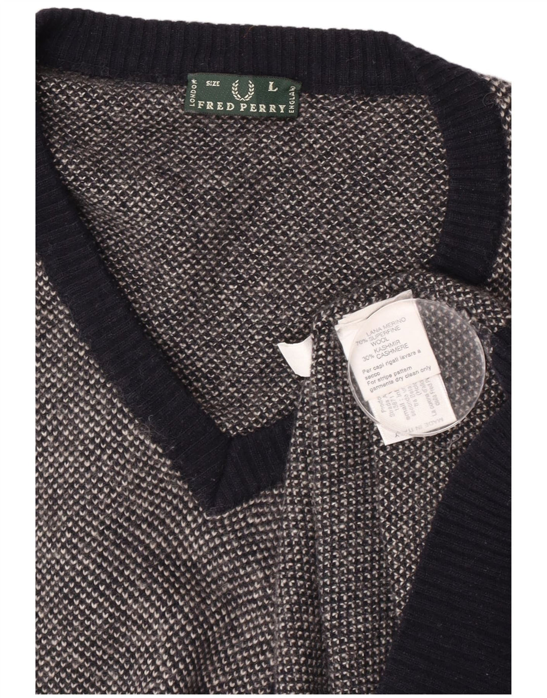 Suéter masculino Fred Perry com decote em V grande lã manchada azul marinho