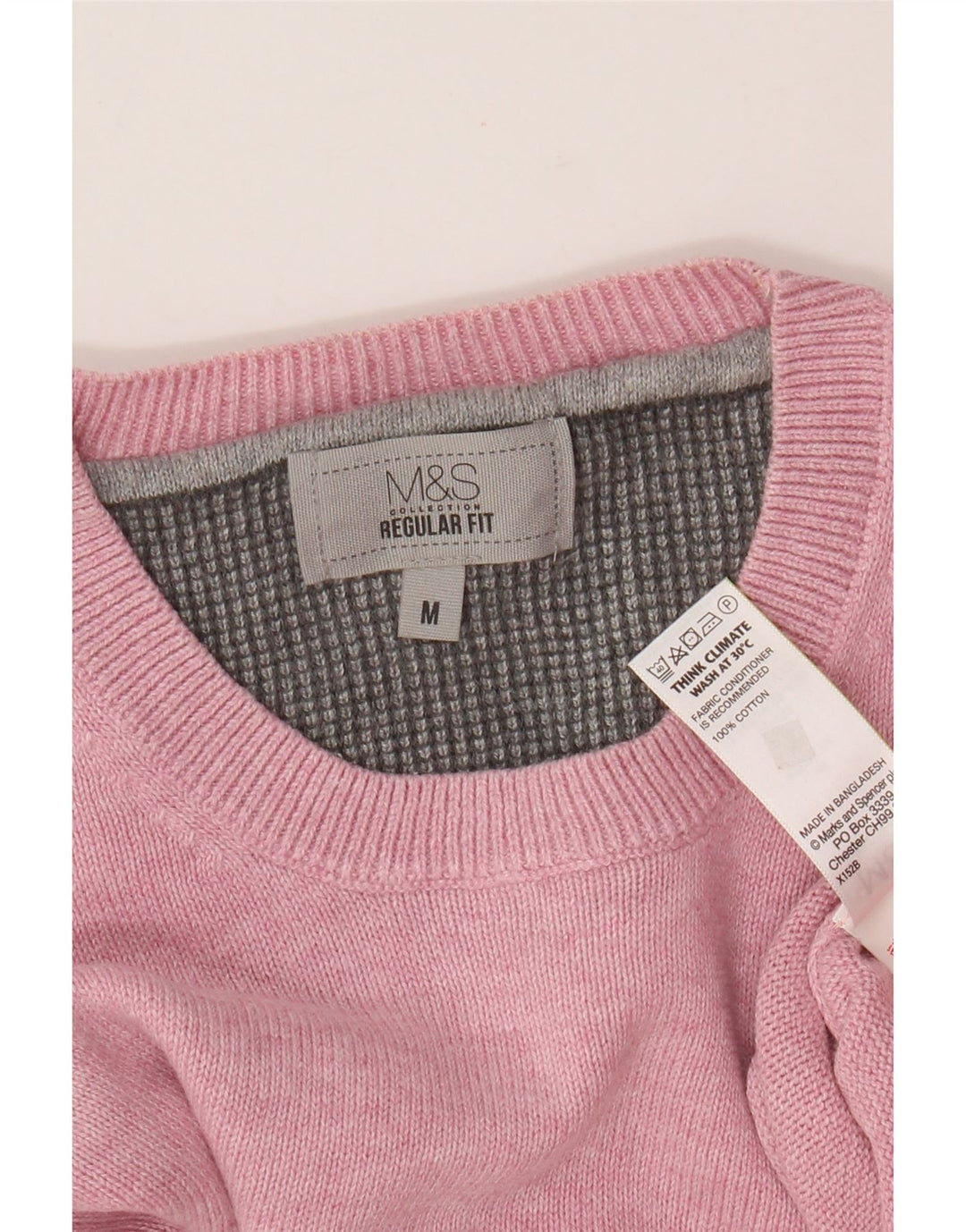 Suéter masculino Marks & Spencer com ajuste regular e gola redonda rosa médio