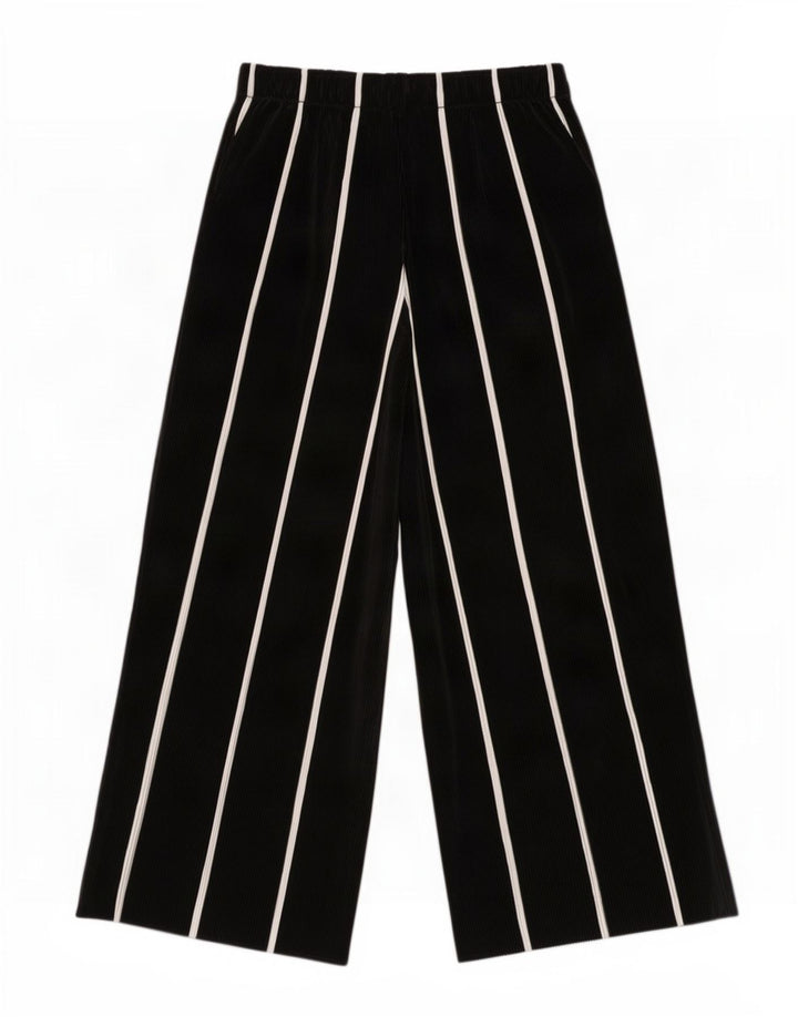 Calça feminina Zara Cullotes Capri pequena W26 L22 preta listrada