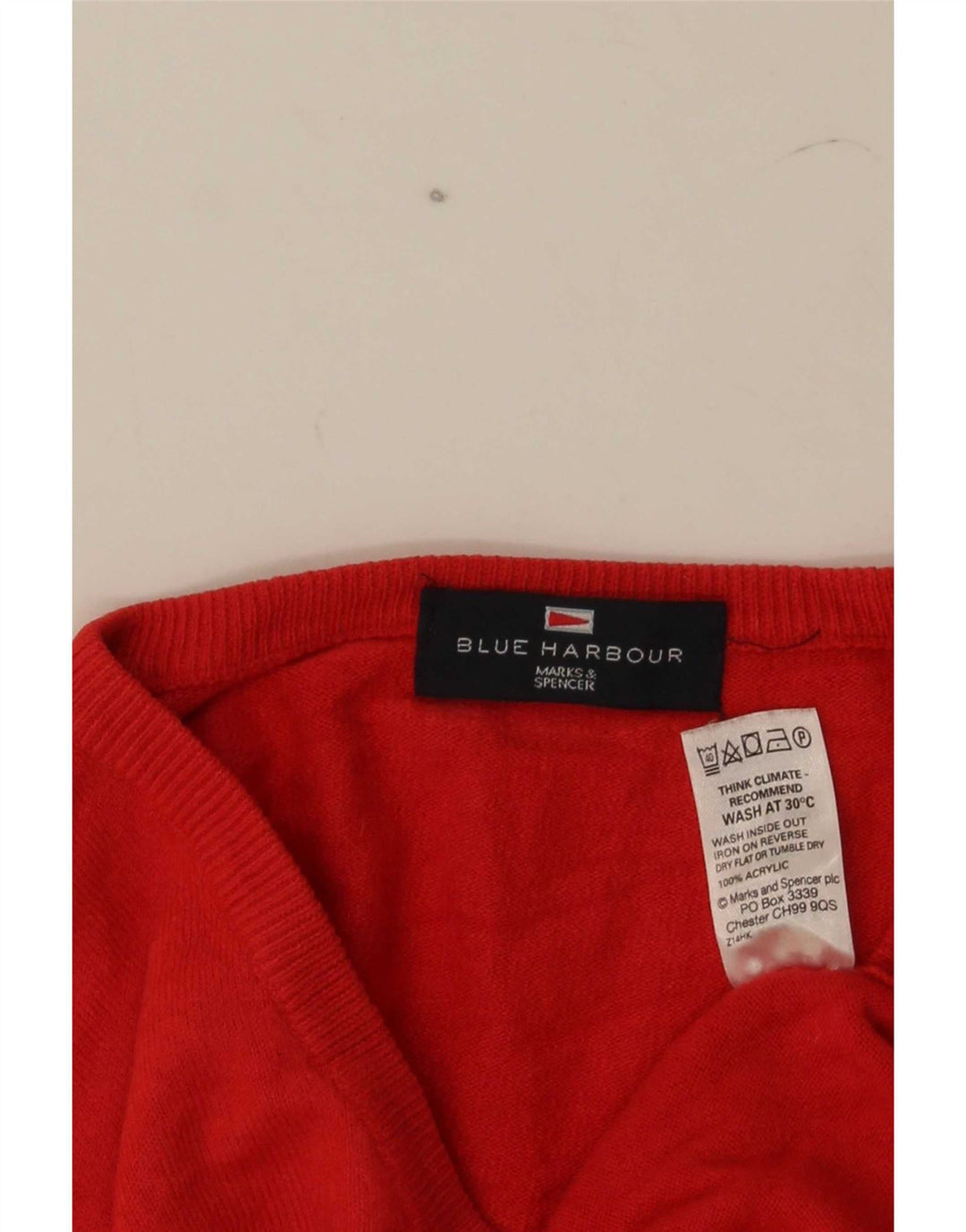 Suéter masculino Marks & Spencer Blue Harbor com decote em V grande acrílico vermelho