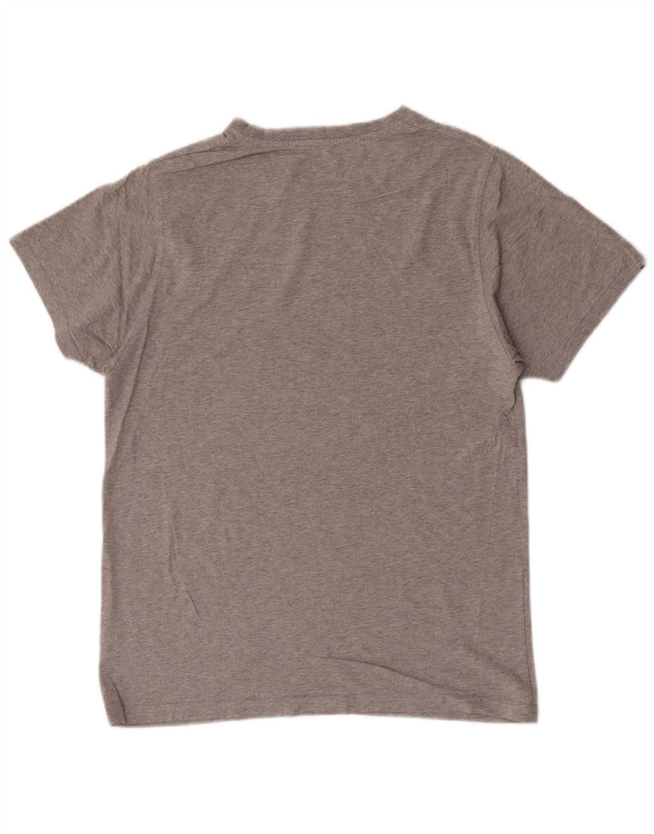 Camiseta gráfica masculina New Era grande algodão cinza