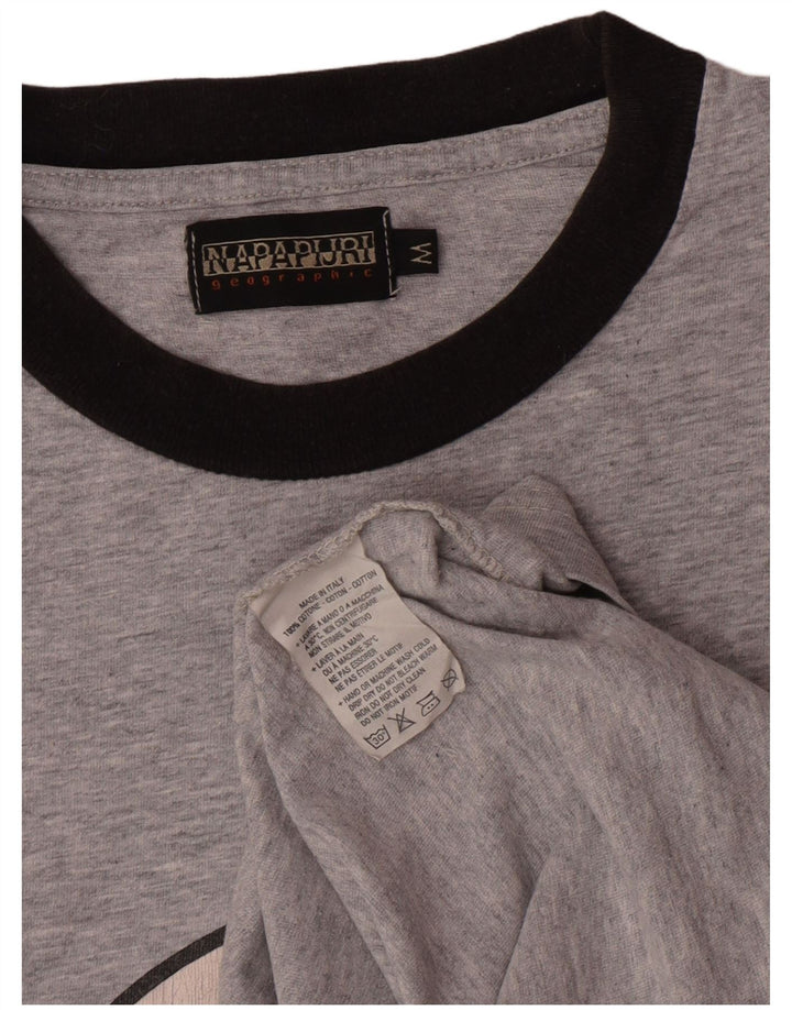 Camiseta masculina Napapijri com estampa gráfica cinza médio algodão