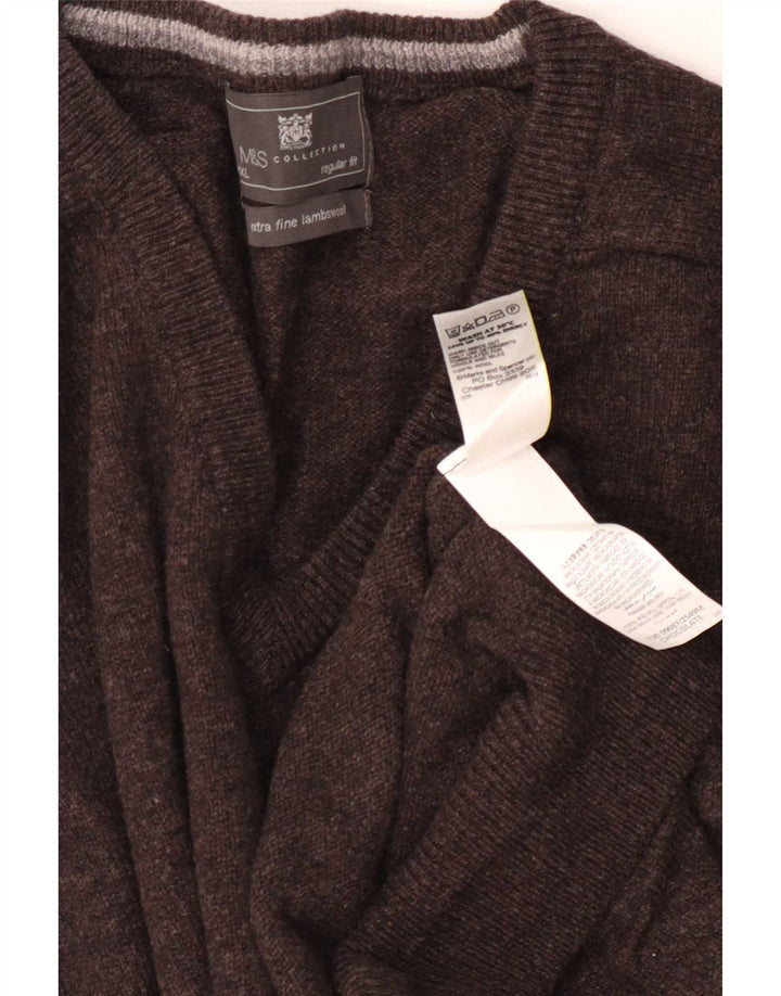 Suéter masculino Marks & Spencer com ajuste regular e decote em V 3XL lã marrom