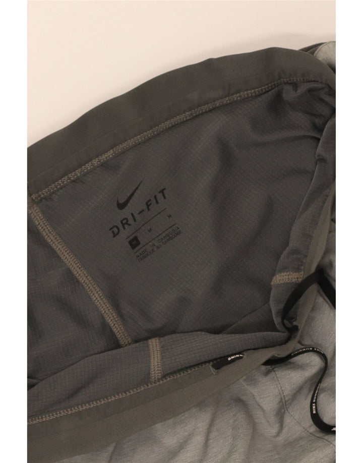 Shorts esportivos masculinos Nike Dri Fit cinza médio