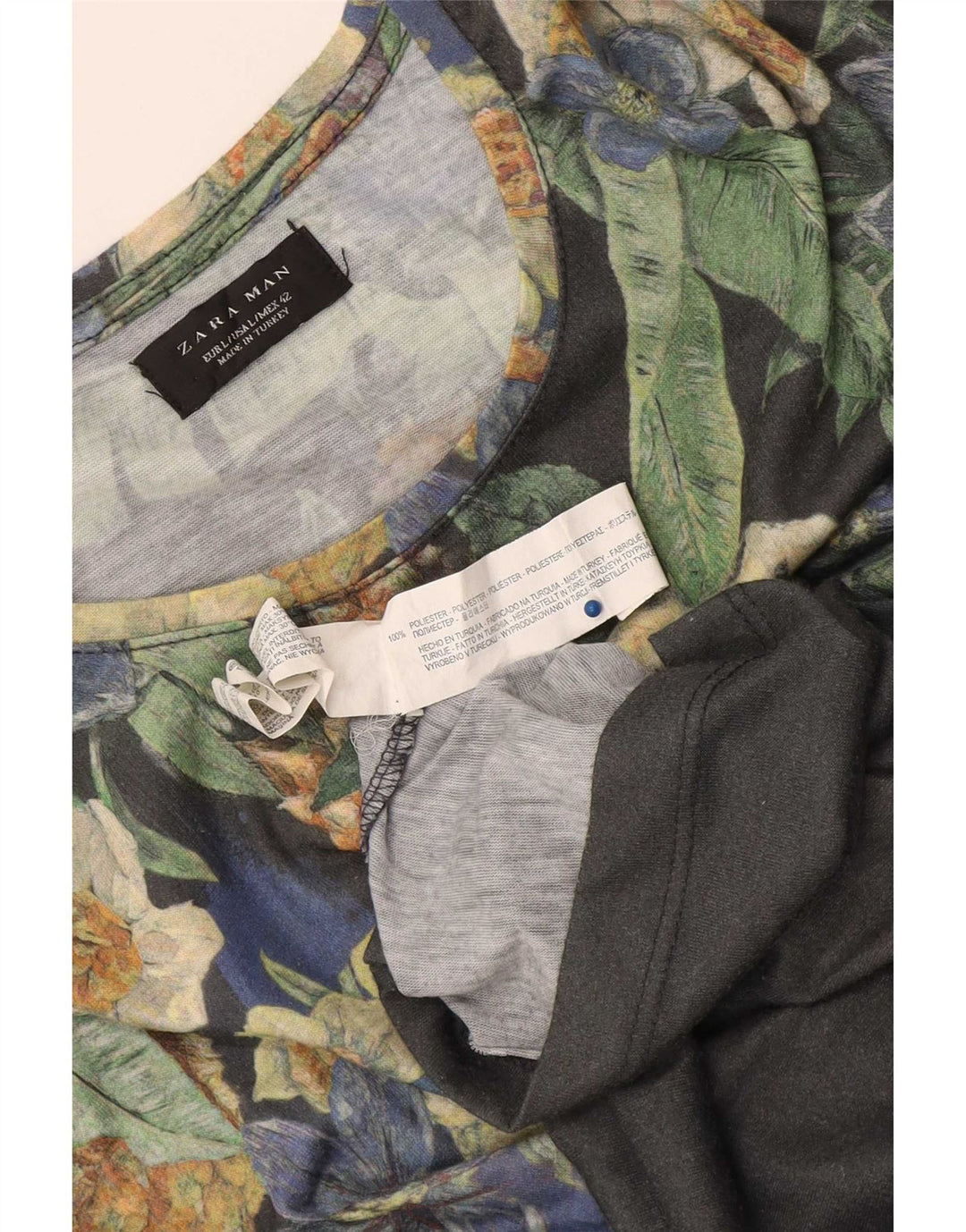 Camiseta masculina Zara com estampa gráfica grande poliéster floral cinza