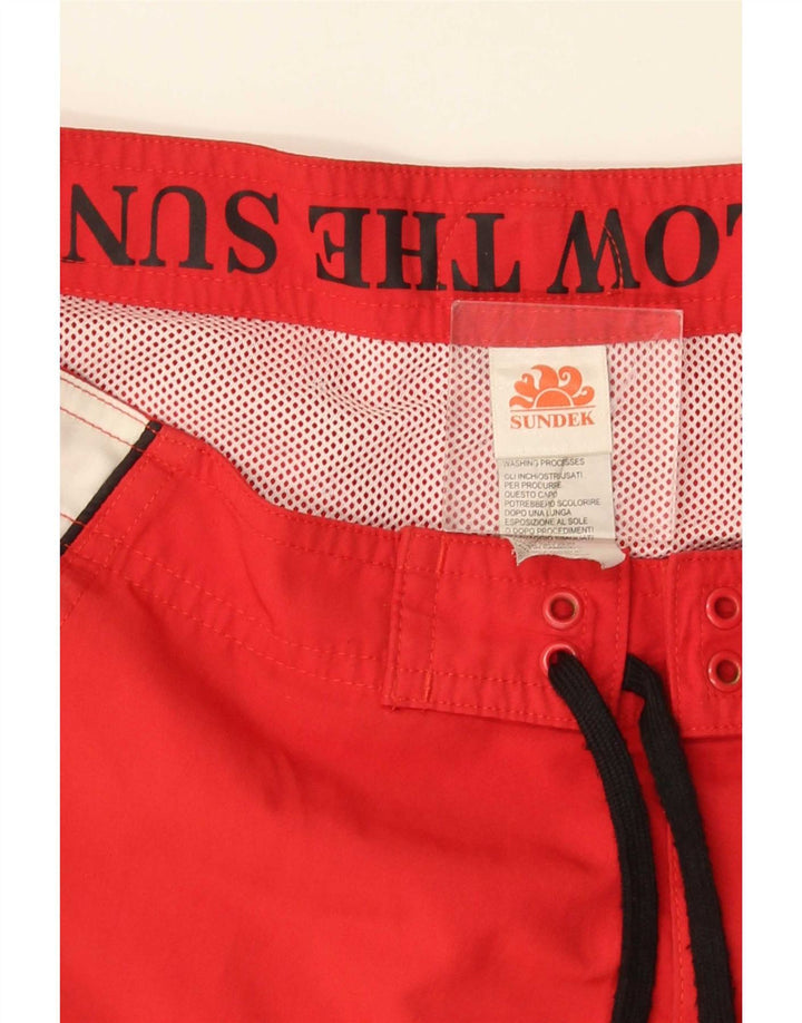 Sundek Mens Graphic Natação Shorts Médio Poliéster Colorblock Vermelho