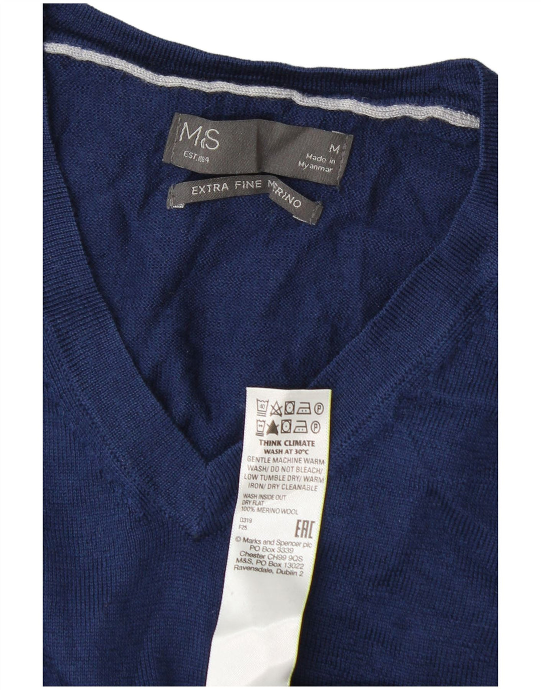 Suéter masculino Marks & Spencer com decote em V, lã azul marinho médio
