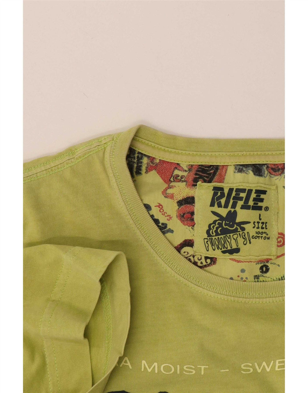 Camiseta masculina Rifle com estampa gráfica grande de algodão verde