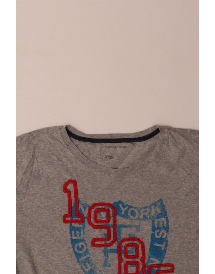Camiseta masculina TOMMY HILFIGER com estampa gráfica XL algodão cinza
