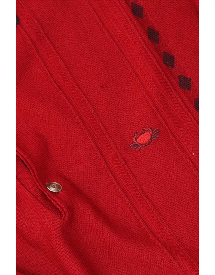 Suéter vintage masculino com gola polo e meio vermelho geométrico