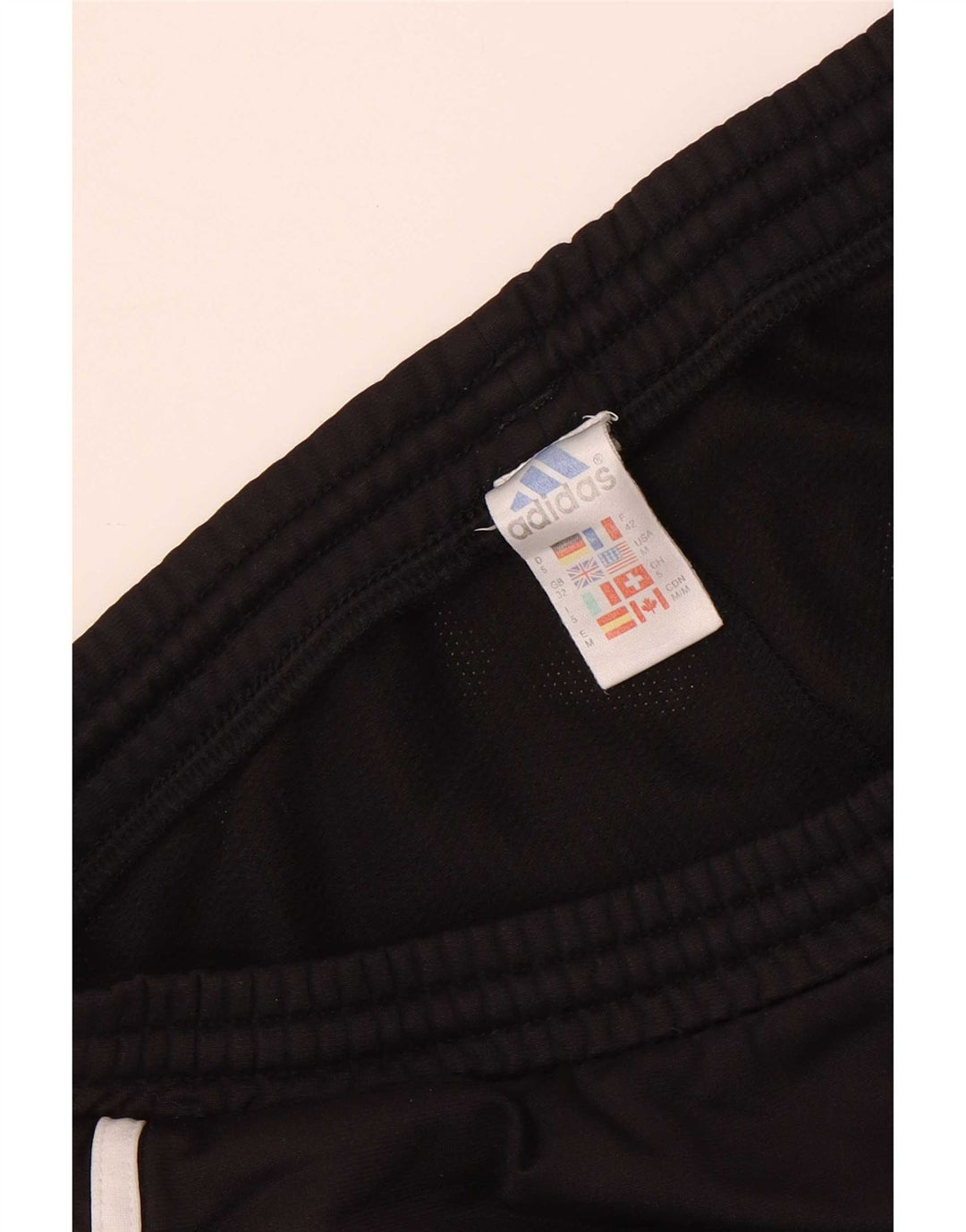 Shorts esportivos masculinos Adidas médio preto poliéster