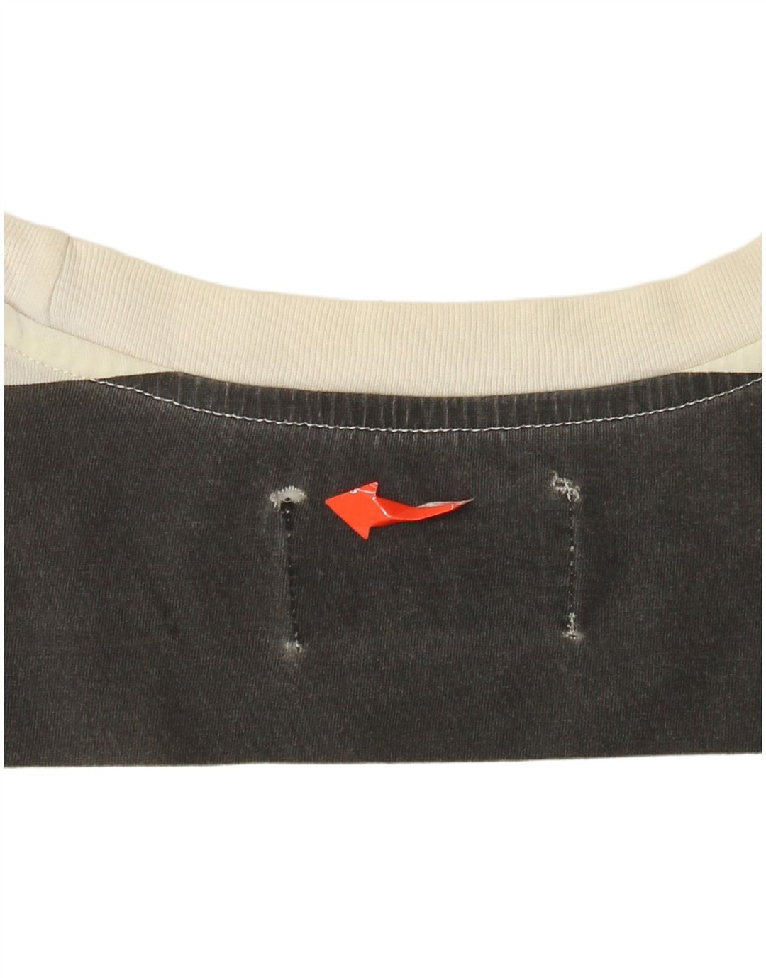 Camiseta feminina Converse com estampa gráfica UK 16 grande algodão listrado branco