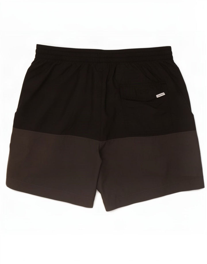 Shorts de natação masculino Calvin Klein gráfico médio preto colorblock