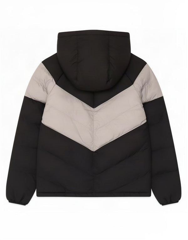 Jaqueta acolchoada com capuz Nike Boys 13-14 anos XL preto colorblock poliéster