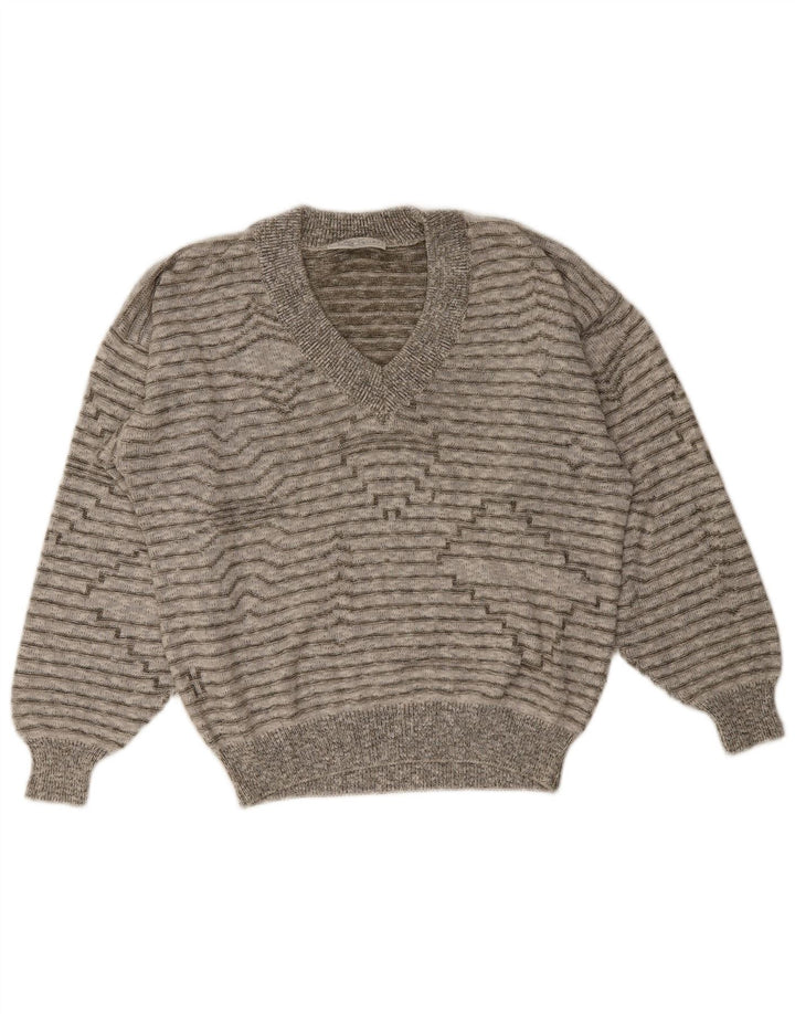 Suéter masculino vintage com decote em V listrado cinza médio