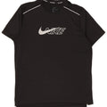 Camiseta Nike Masculina Dri Fit Graphic Top Médio Preto Poliéster