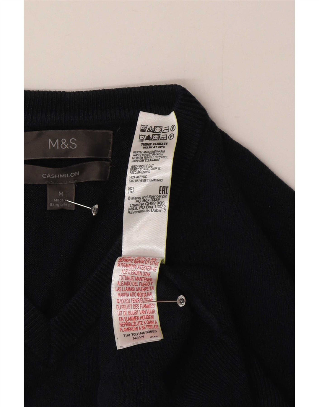 Suéter masculino Marks & Spencer com decote em V médio azul marinho acrílico