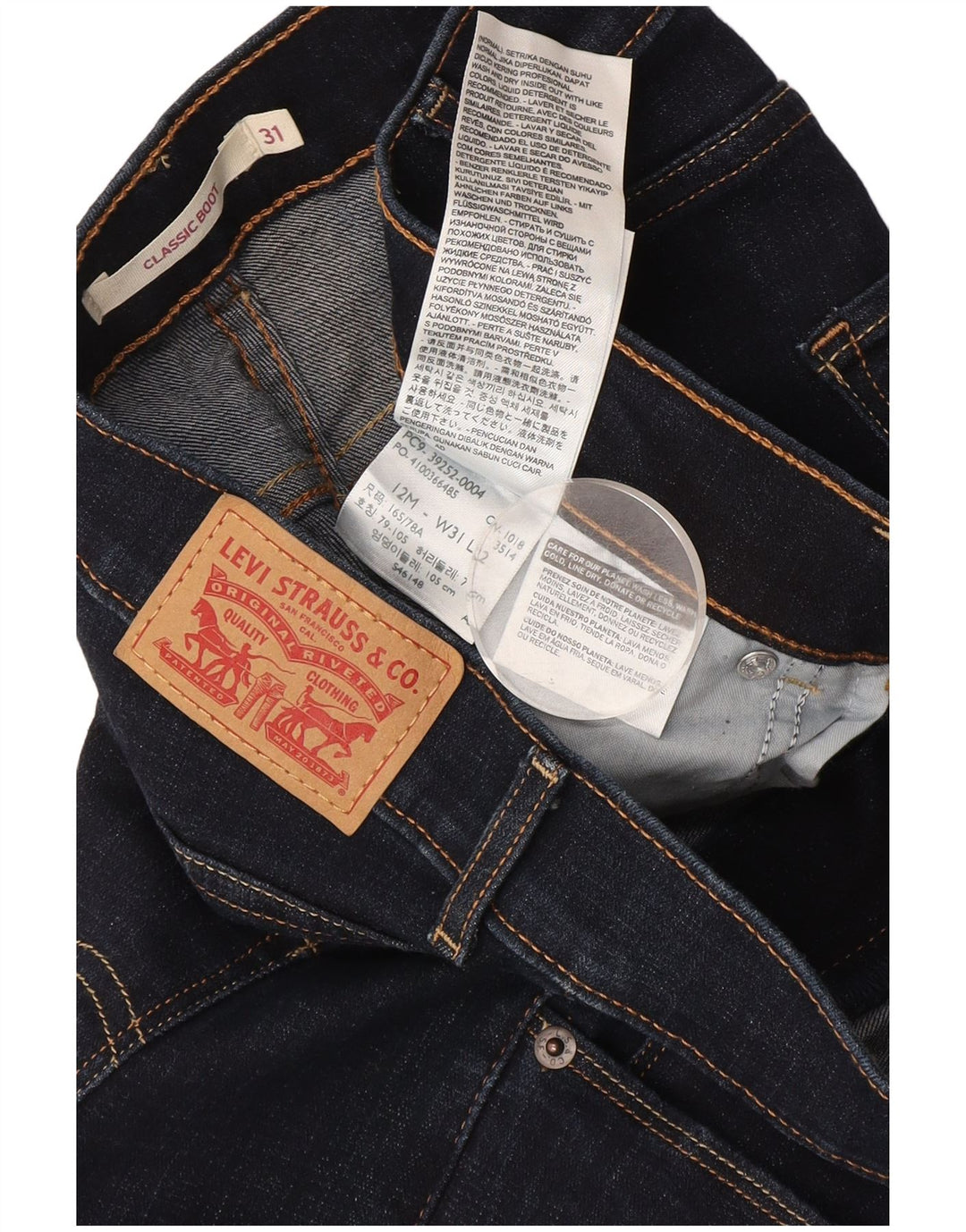 Jeans feminino Levi's Classic Fit Bootcut W31 L32 azul marinho algodão