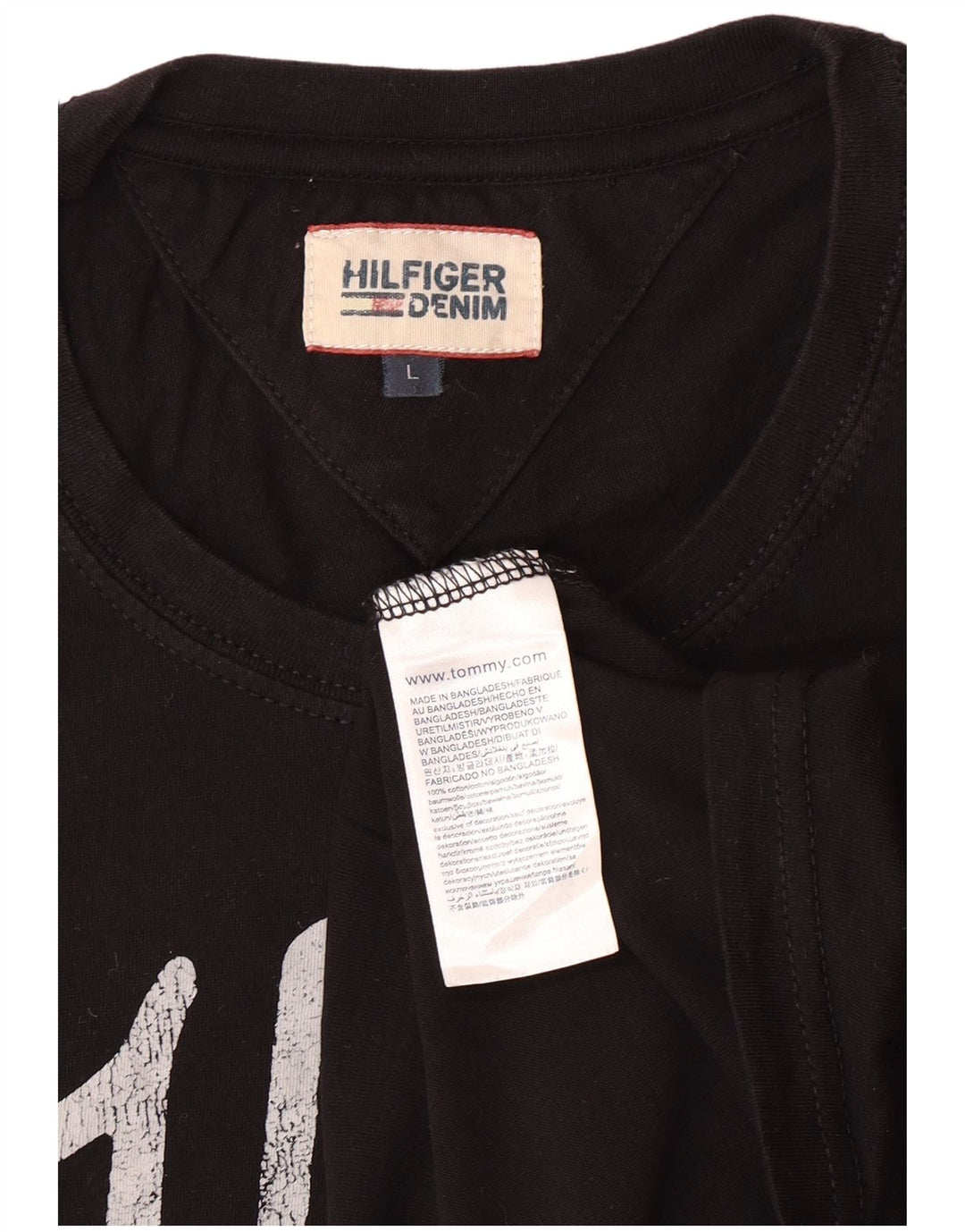 Camiseta masculina TOMMY HILFIGER New York Fit com estampa gráfica grande de algodão preto