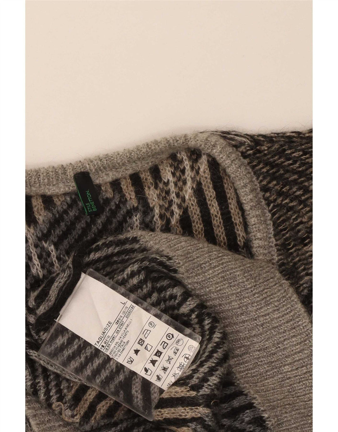 Suéter masculino Benetton com decote em V grande acrílico geométrico marrom