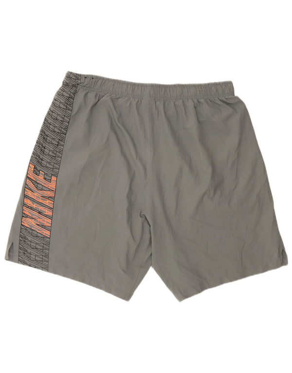 Shorts esportivos gráficos masculinos Nike Dri Fit 2XL poliéster listrado cinza