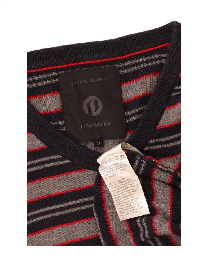 Suéter masculino Jack & Jones com gola V e algodão listrado cinza médio