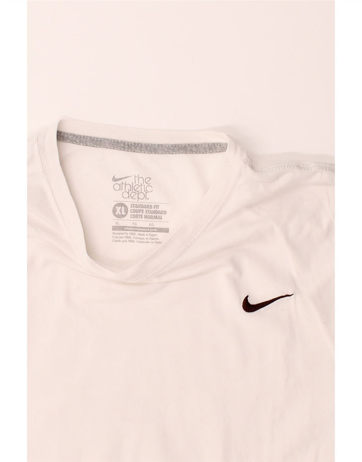 NIKE Mens Standard Fit T-Shirt Top XL White Cotton Vintage Nike and Second-Hand Nike from Messina Hembry 