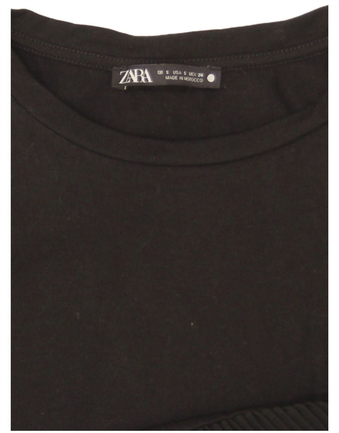 Camiseta feminina Zara Top UK 10 pequena preta