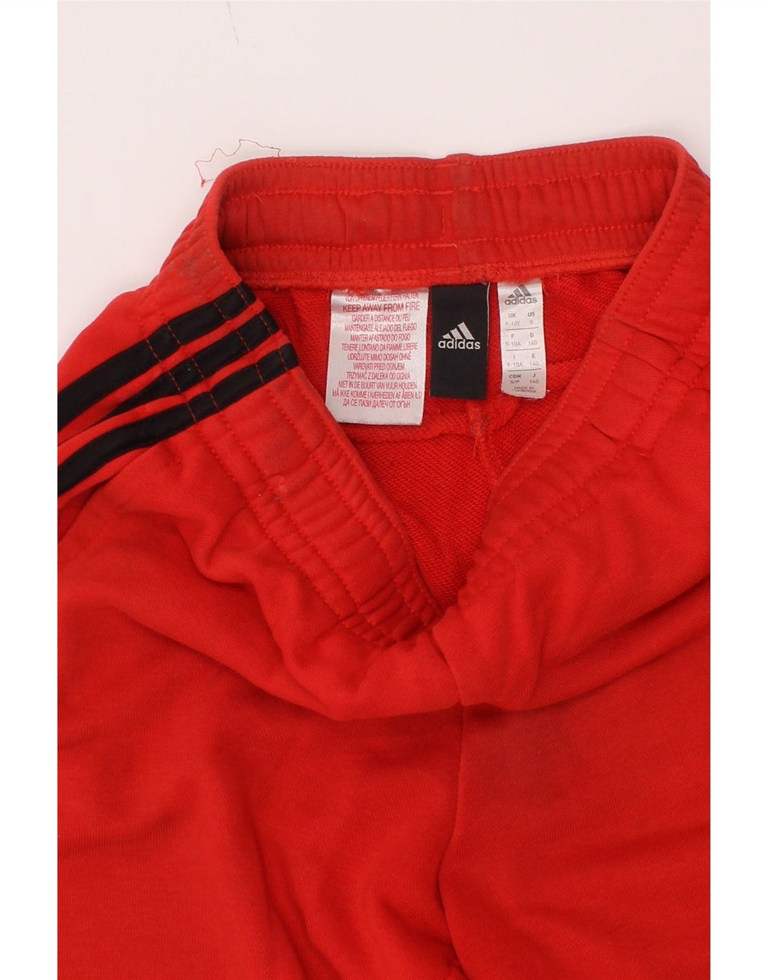Shorts esportivos gráficos Adidas Boys 9-10 anos vermelho