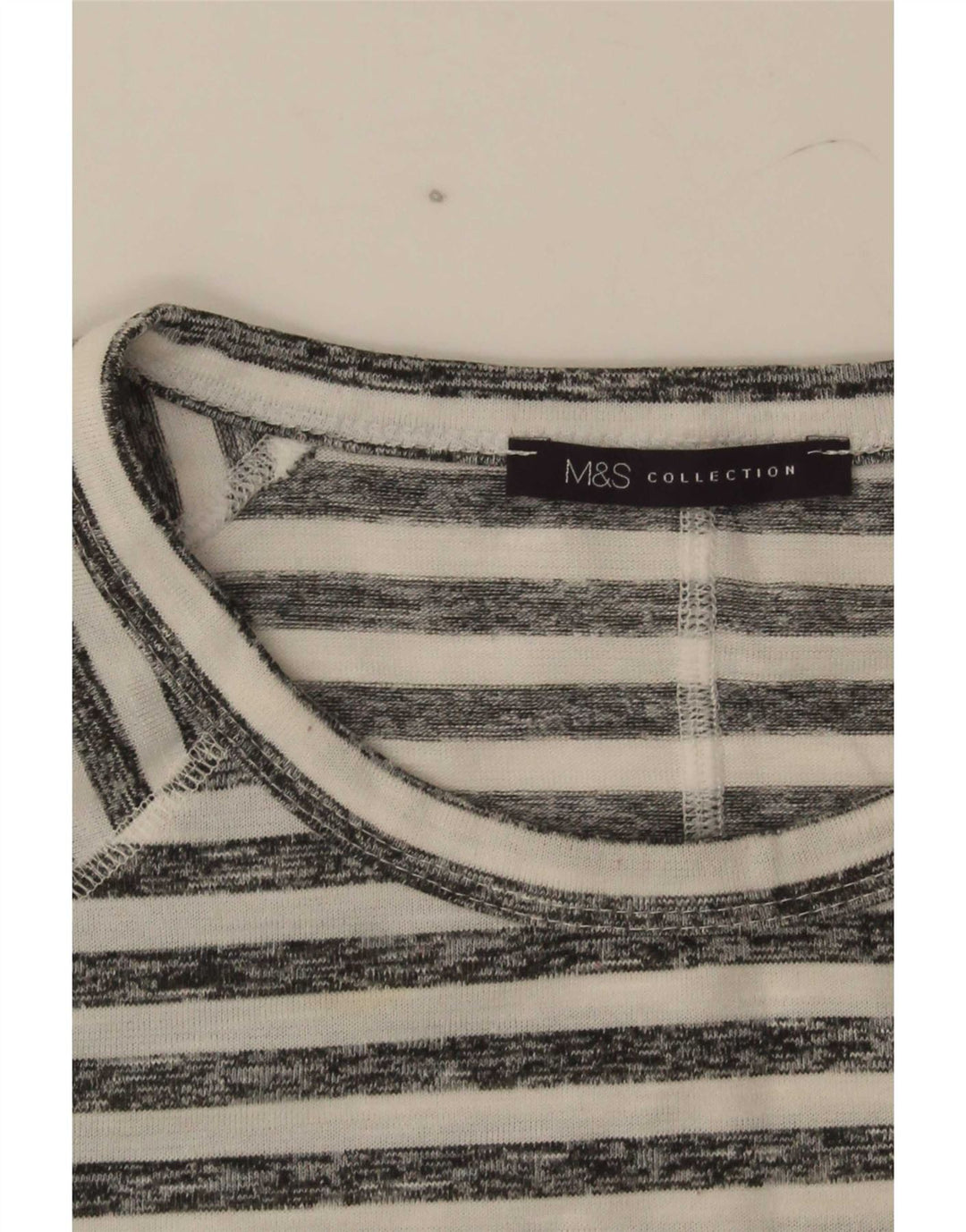 Top feminino Marks & Spencer manga 3/4 Reino Unido 16 listrado branco grande