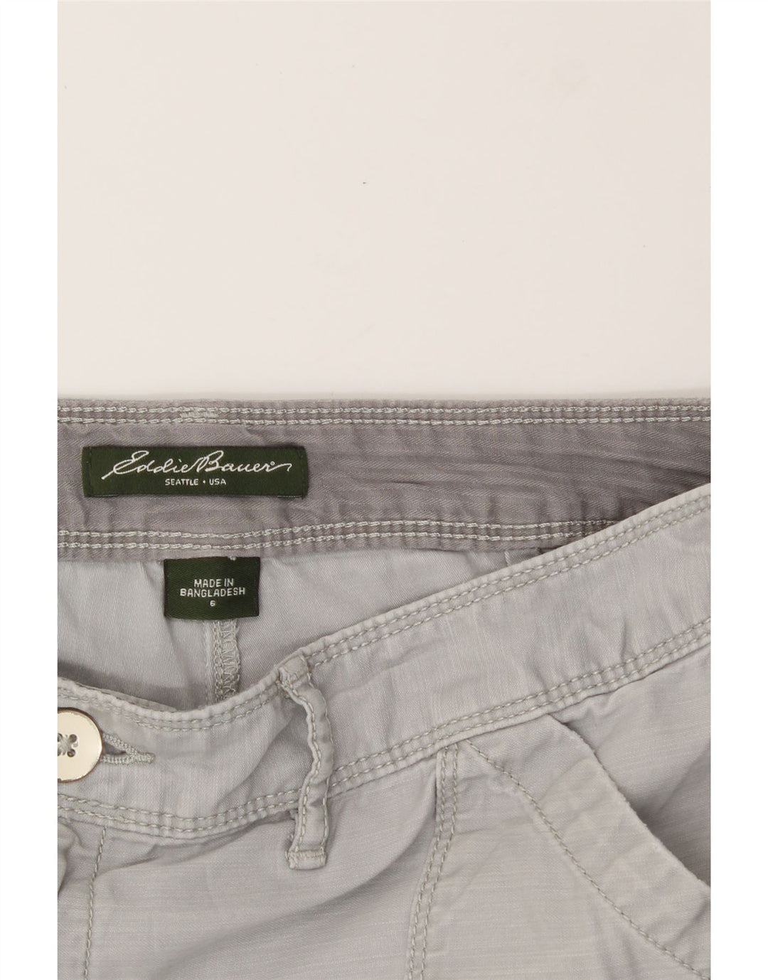 EDDIE BAUER Womens Seattle Cargo Shorts US 6 Medium W32  Grey Cotton Vintage Eddie Bauer and Second-Hand Eddie Bauer from Messina Hembry 