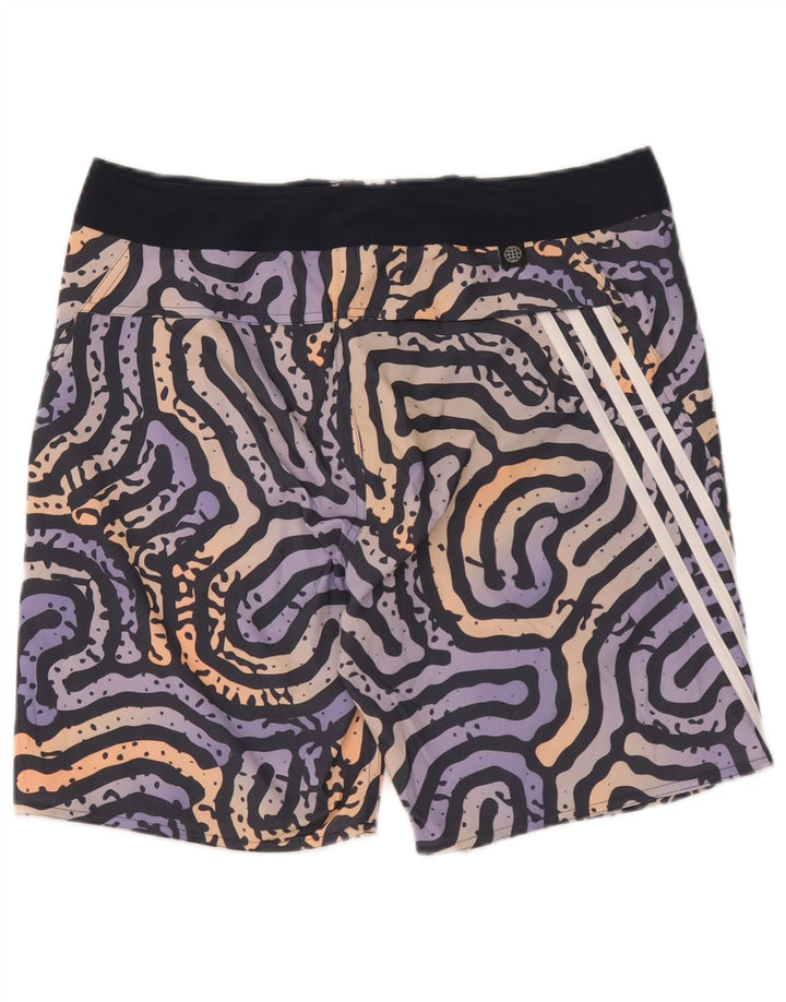 Shorts de natação masculinos Adidas com padrão abstrato grande poliéster multicolorido