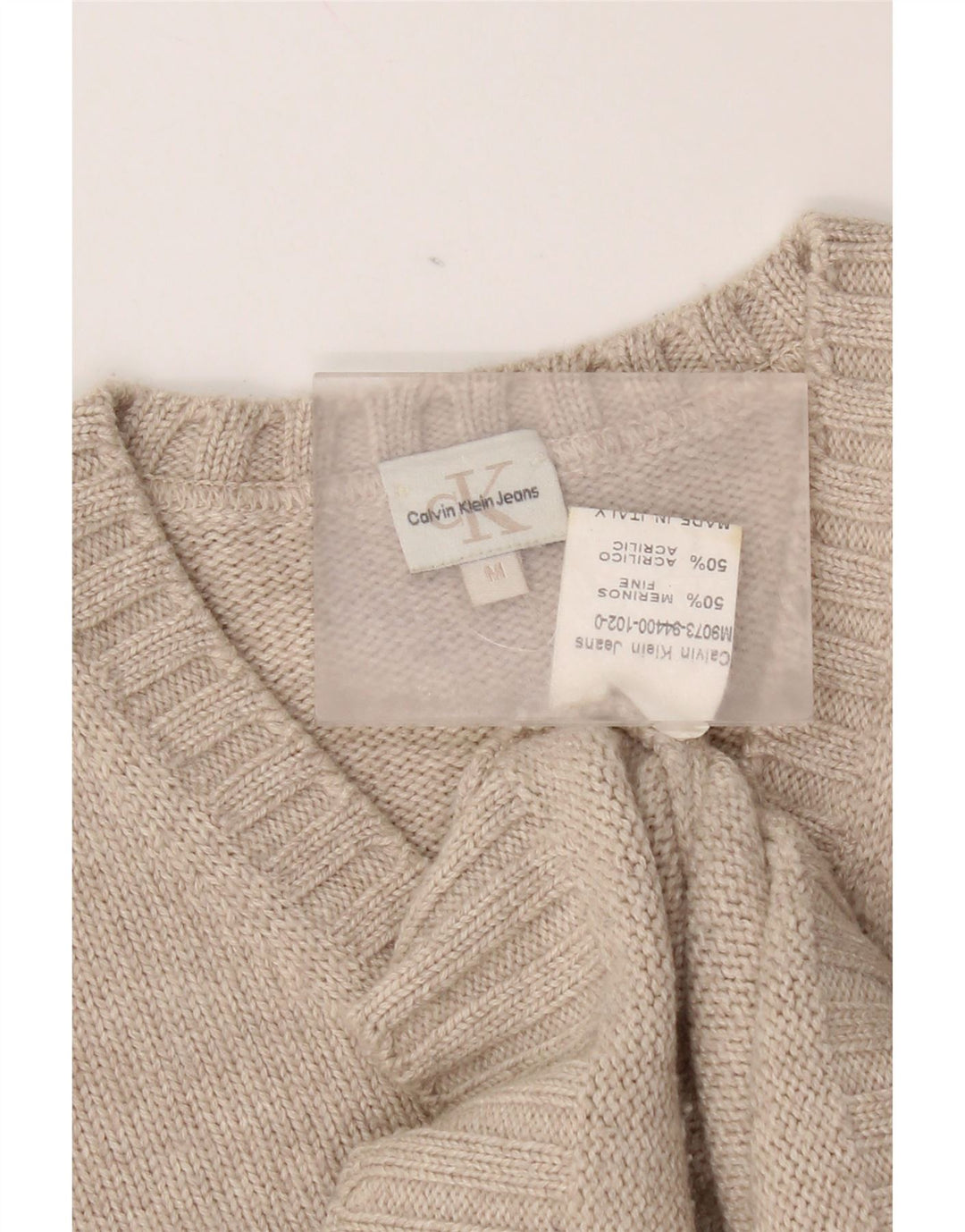 Suéter masculino Calvin Klein com decote em V, lã Merino bege médio